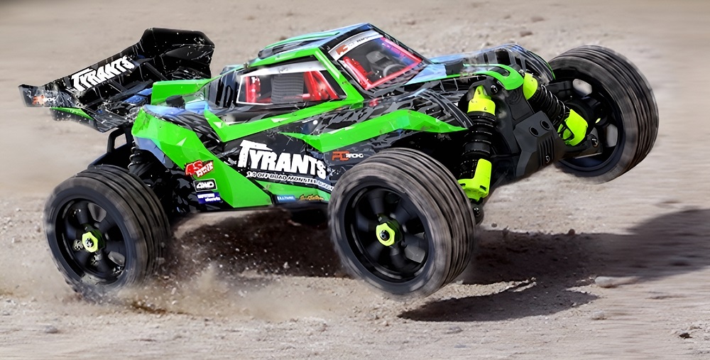 PD Racing T8 High Speed RC Car Green Overview